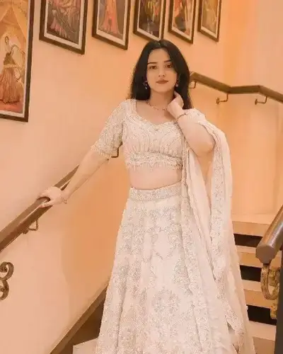 Call Girls Begusarai